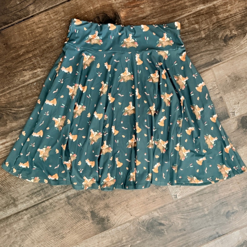 Boutique Women Whimsical Fox Woodland Print A-Line Skater Skirt, Green,M